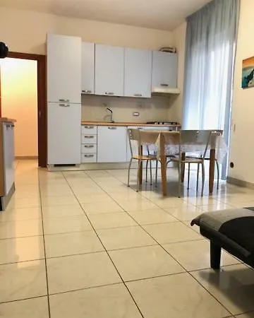 Apartament Agostina Int.5 *